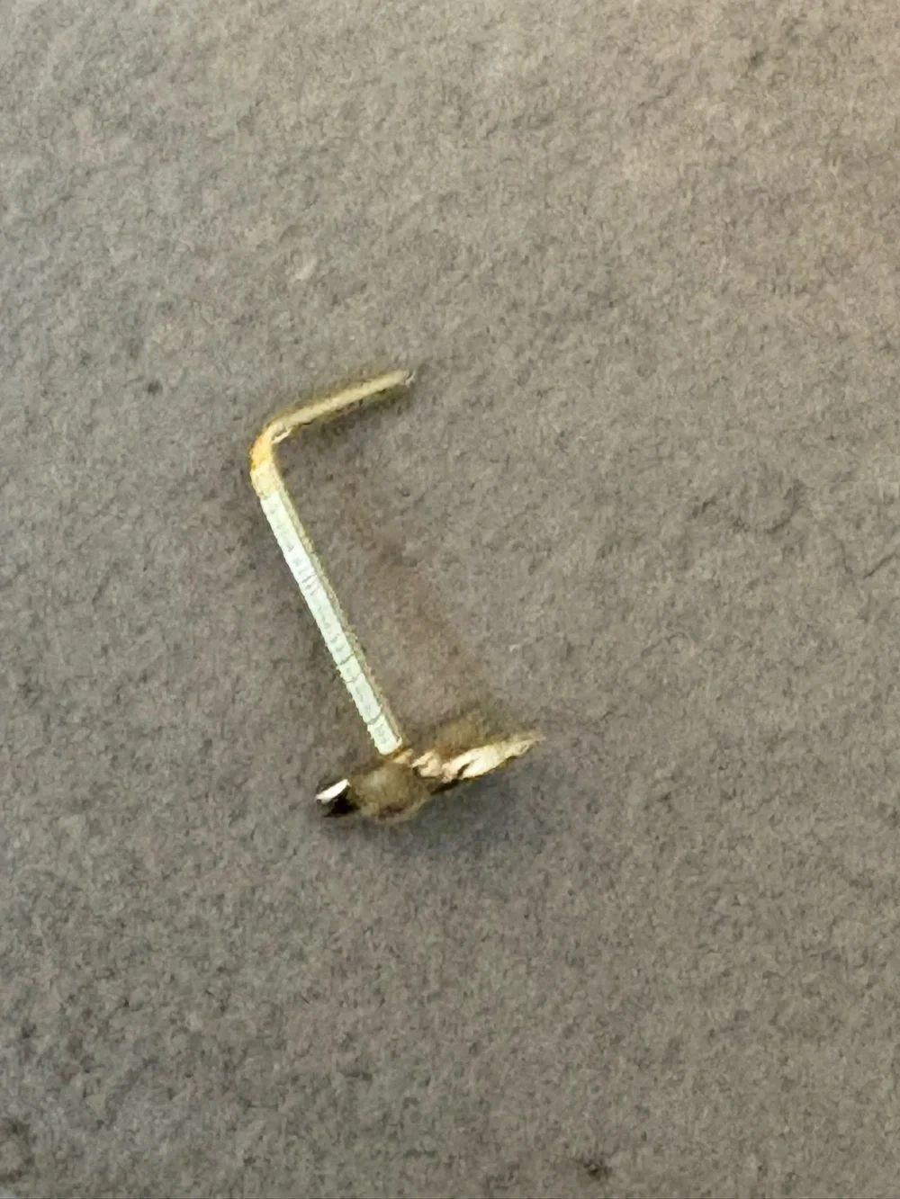 Nose Ring- hummingbird  20G Nose Ring Stud Screw 316L Stainless Steel Gold Tone